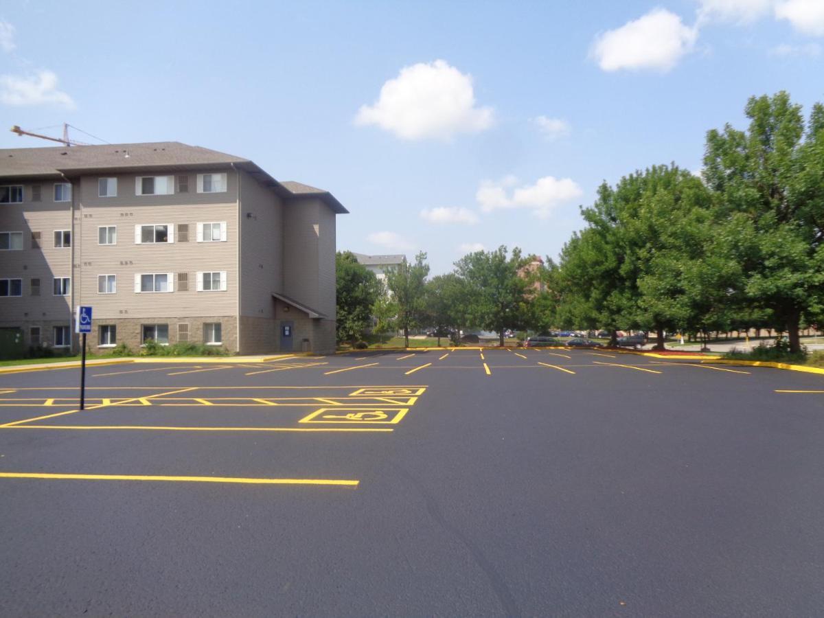 Riverview Suites Apartments Rochester Exterior photo